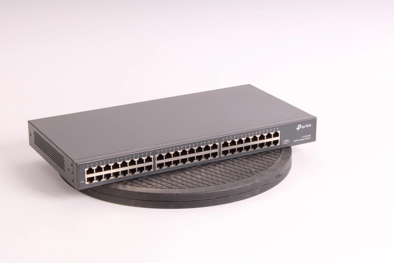 TP-Link 48-port gigabit switch